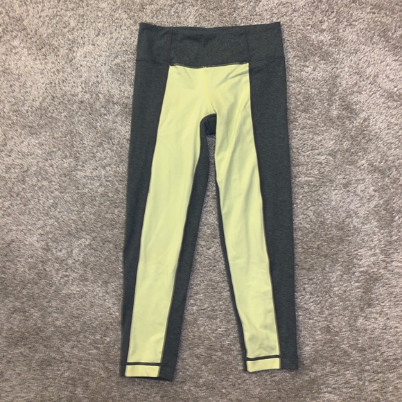 90 Degree by Reflex Gray & Yellow leggings sz XS - Picture 3 of 10